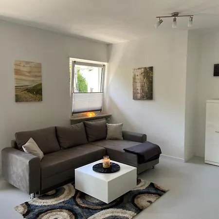 Mayer Neven Apartment *