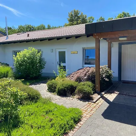 Mayer Neven Lägenhet